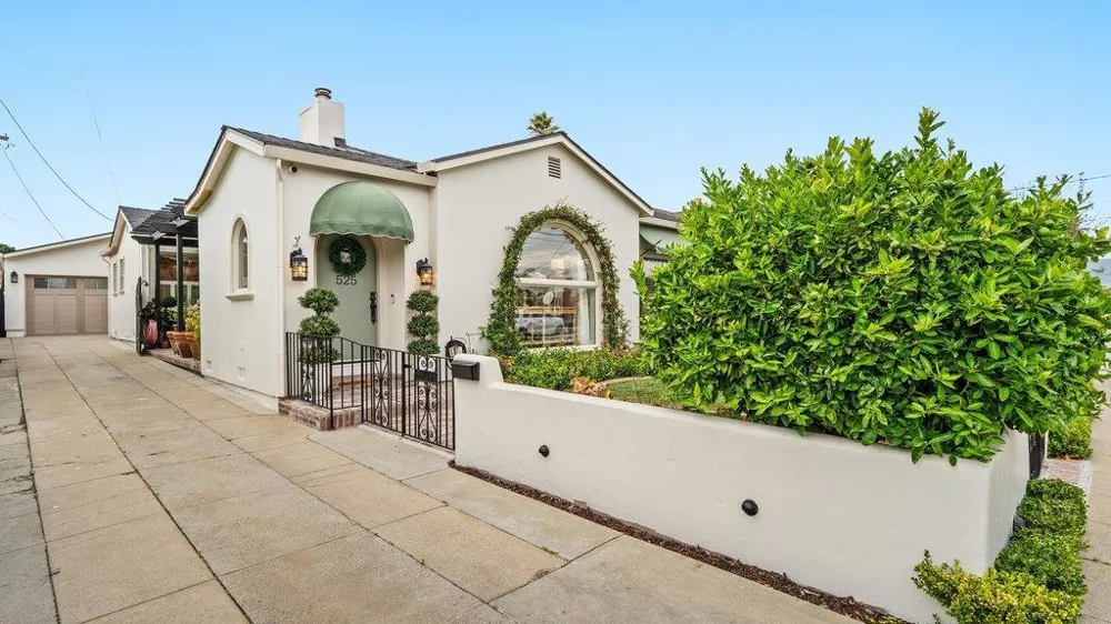 525 California Street Watsonville, CA 95076