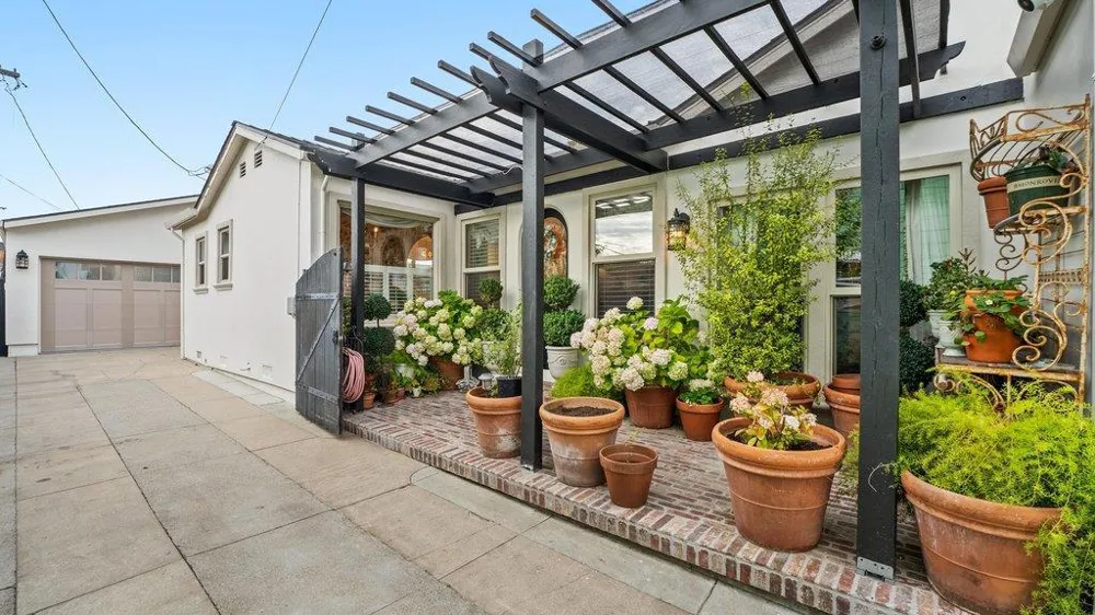 525 California Street Watsonville, CA 95076