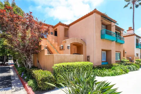 366 Villa Point