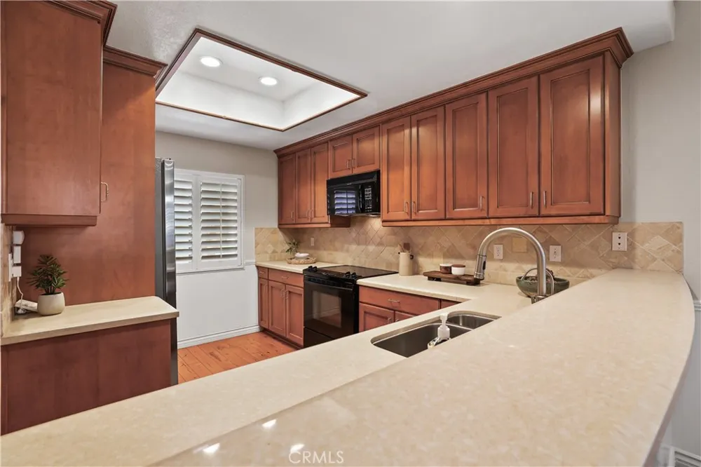 366 Villa Point Newport Beach, CA 92660