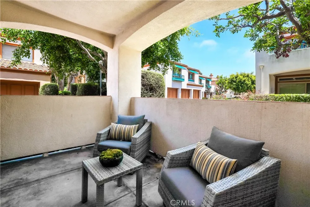 366 Villa Point Newport Beach, CA 92660