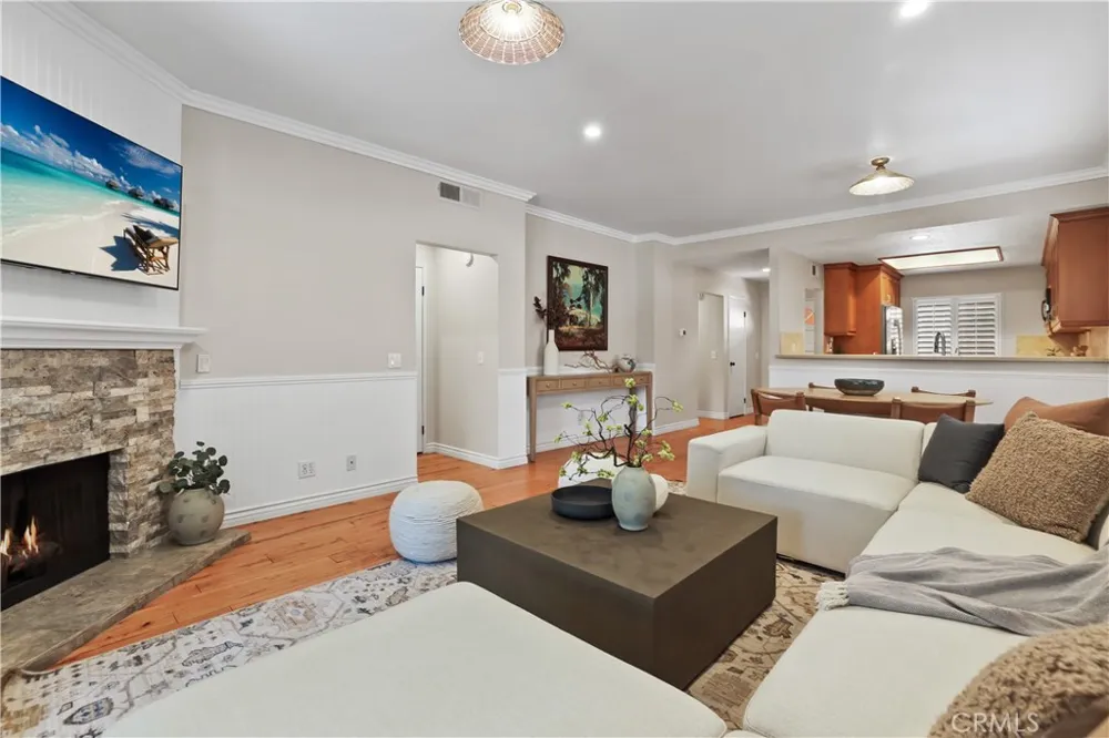 366 Villa Point Newport Beach, CA 92660