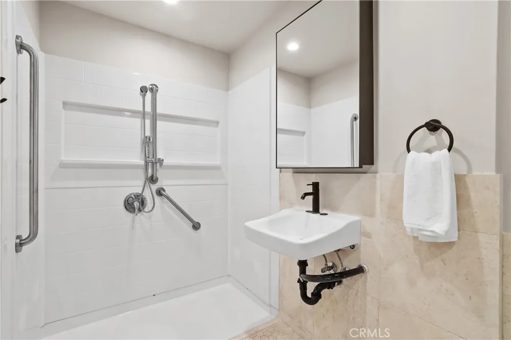 366 Villa Point Newport Beach, CA 92660