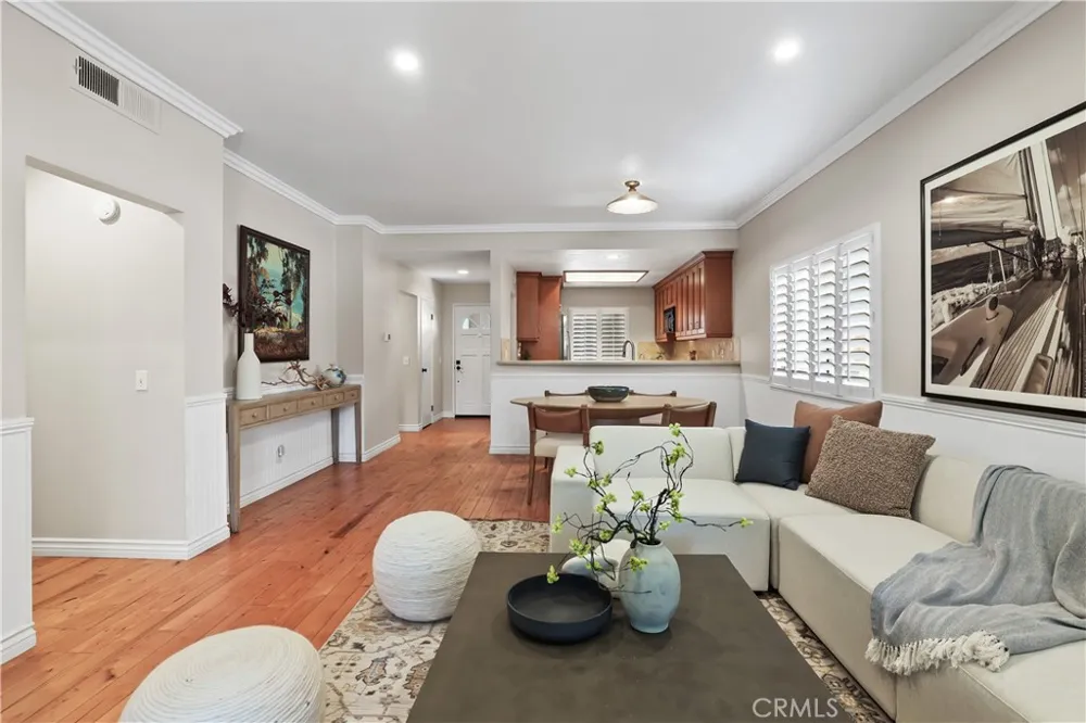 366 Villa Point Newport Beach, CA 92660