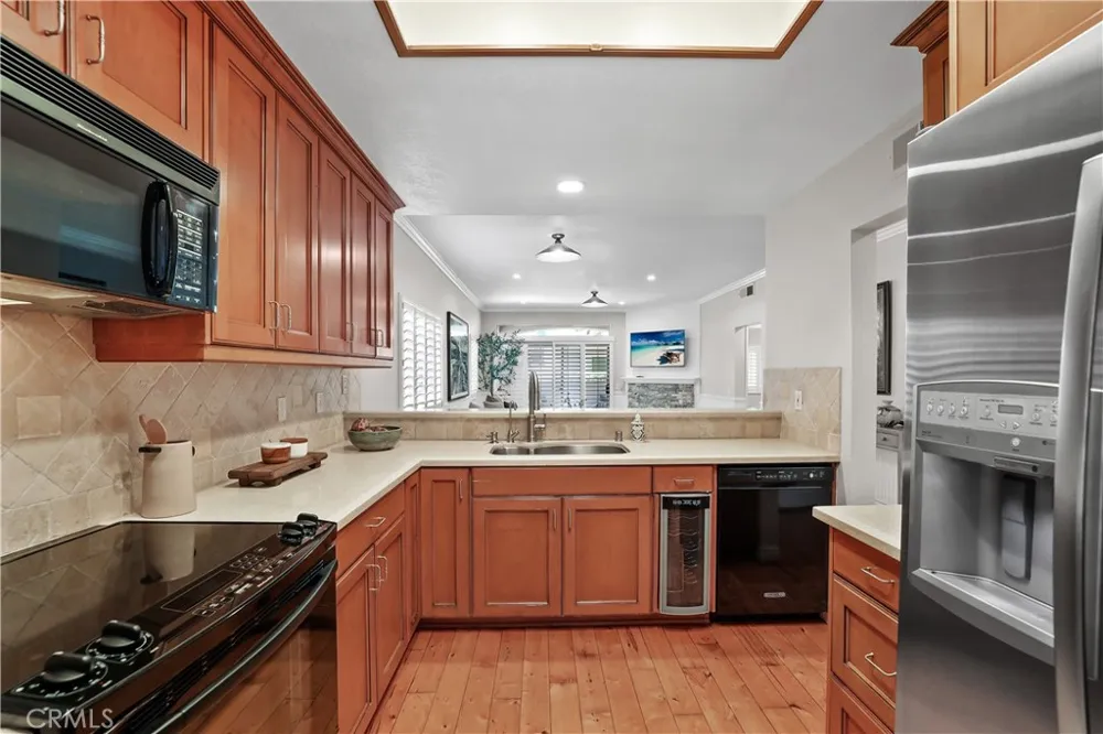 366 Villa Point Newport Beach, CA 92660