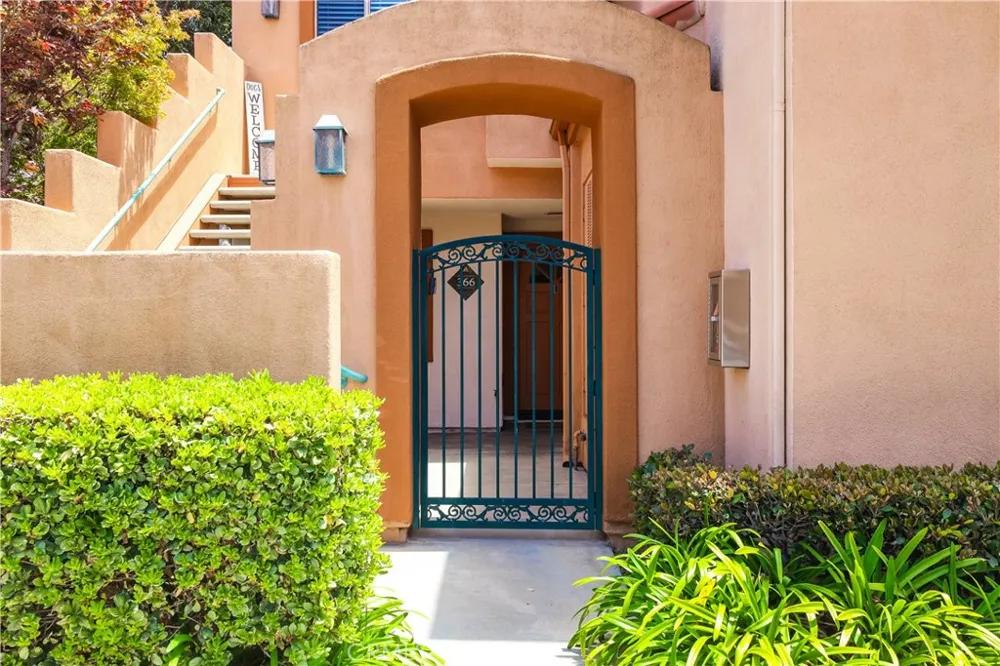 366 Villa Point Newport Beach, CA 92660