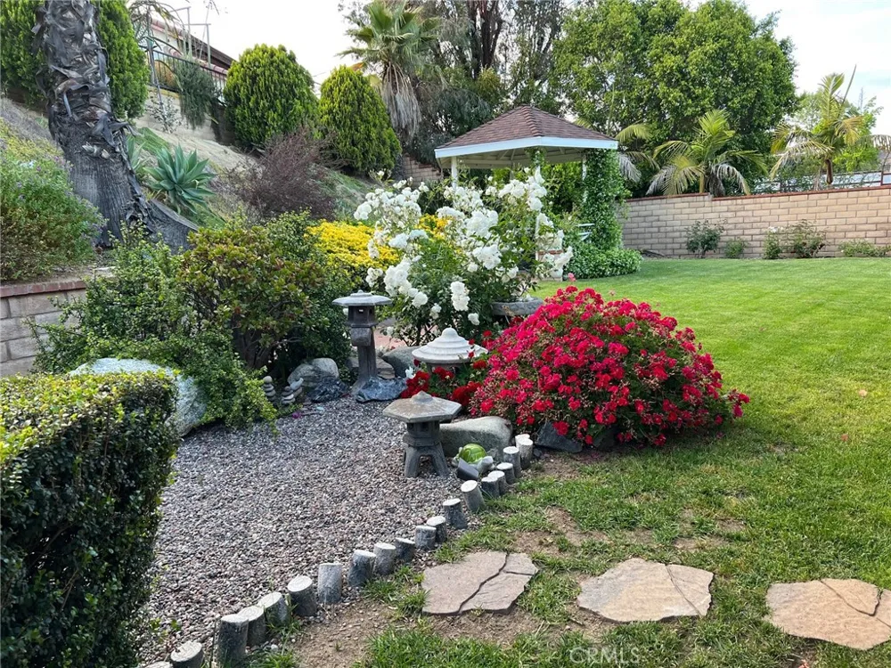 2715 Tulip Tree Rowland Heights, CA 91748