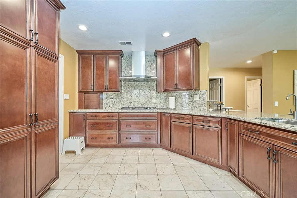 2715 Tulip Tree Rowland Heights, CA 91748