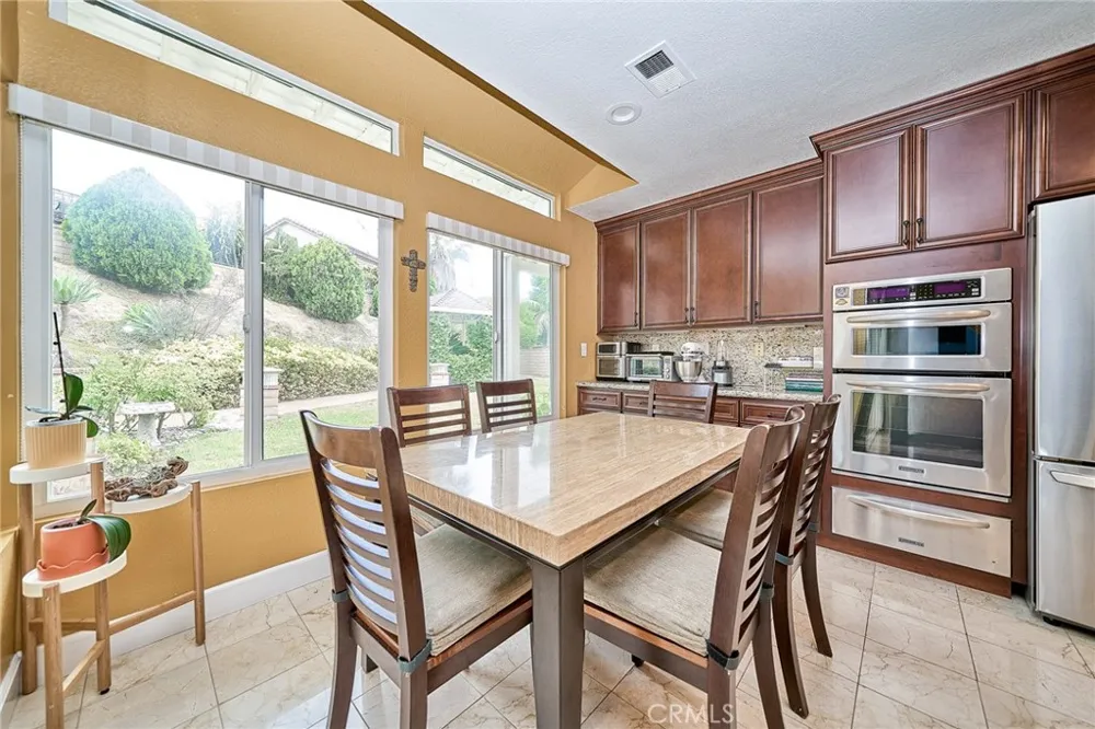2715 Tulip Tree Rowland Heights, CA 91748