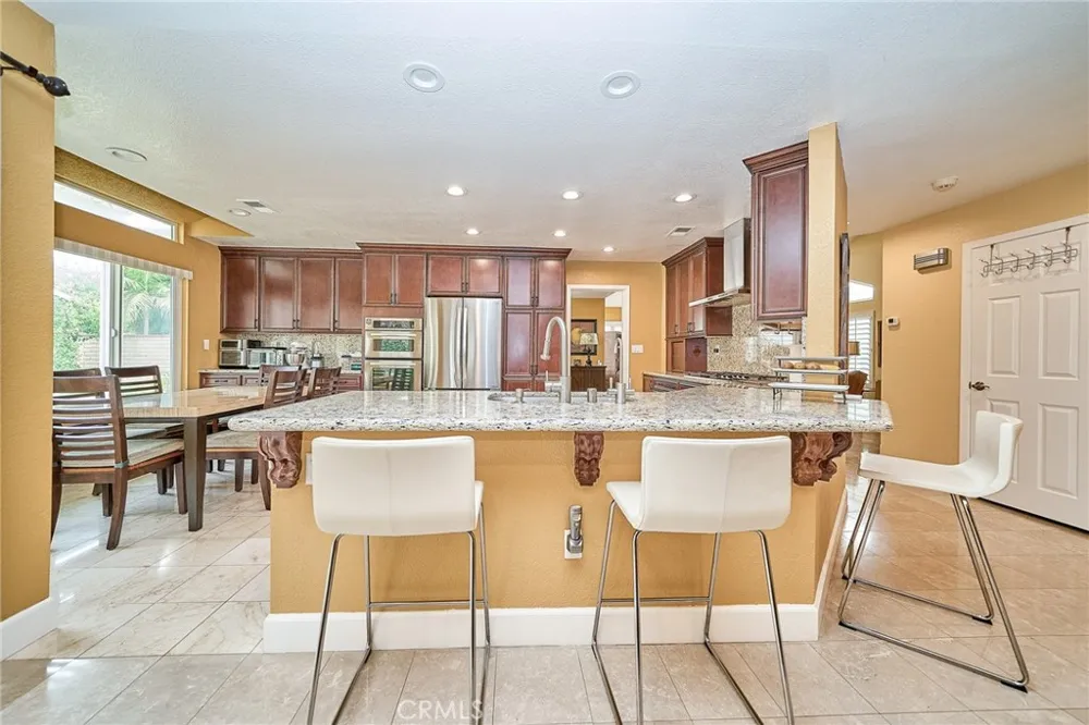2715 Tulip Tree Rowland Heights, CA 91748
