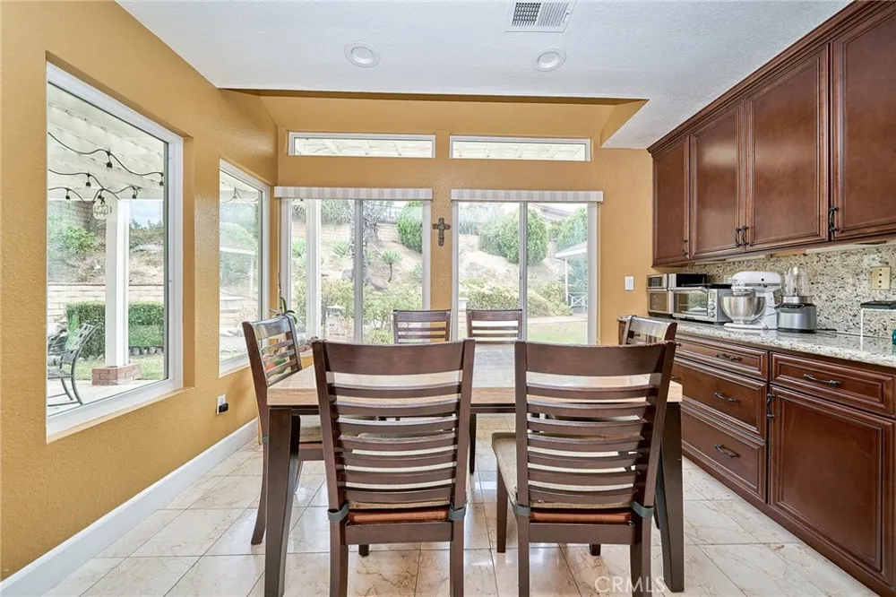 2715 Tulip Tree Rowland Heights, CA 91748