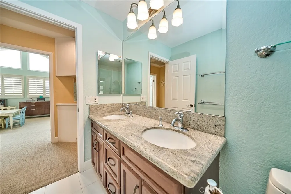 2715 Tulip Tree Rowland Heights, CA 91748