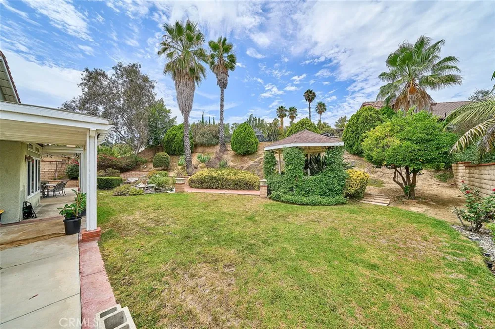 2715 Tulip Tree Rowland Heights, CA 91748