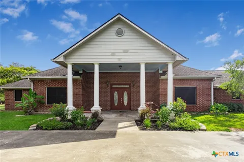 438 Westpark Avenue
