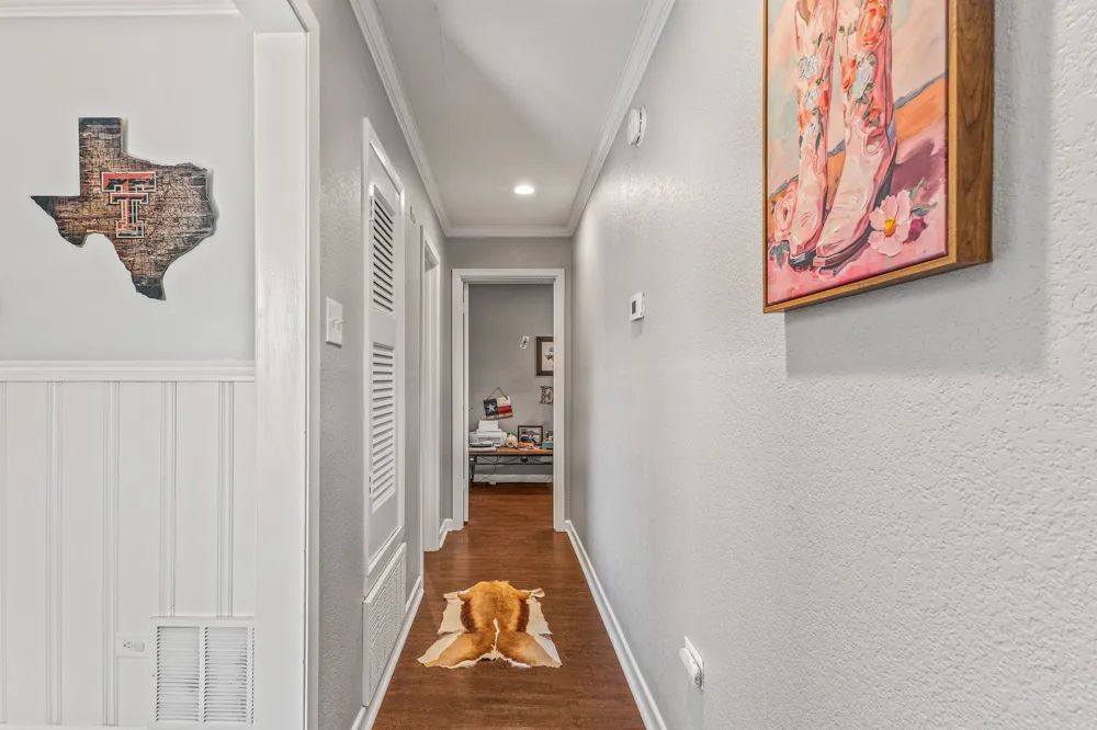 1305 S Old Temple Road Lorena, TX 76655