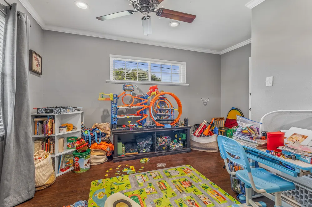1305 S Old Temple Road Lorena, TX 76655