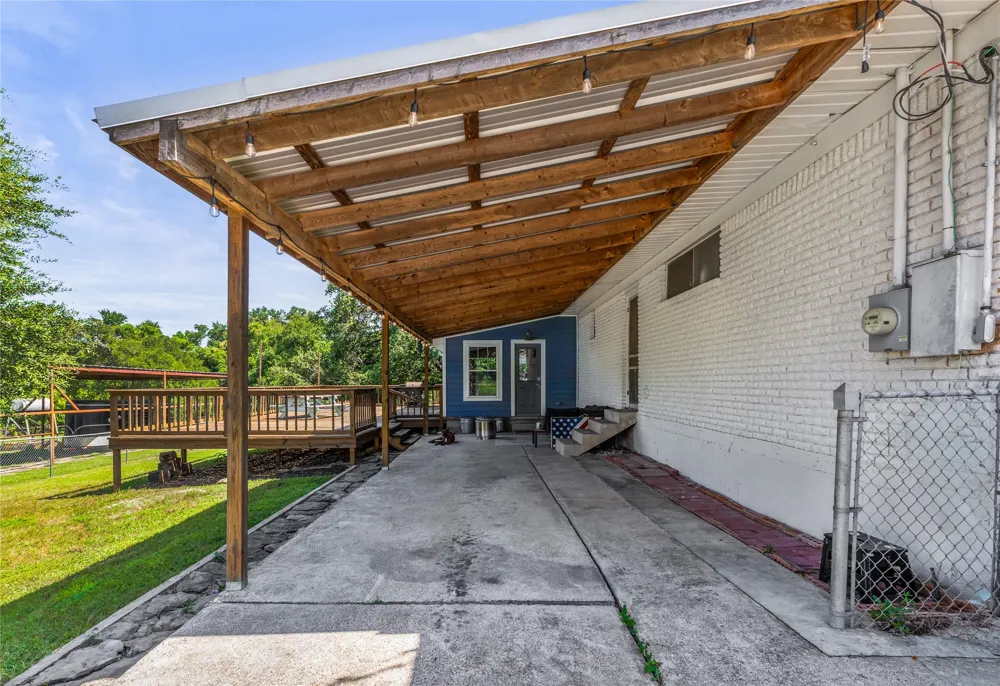 1305 S Old Temple Road Lorena, TX 76655