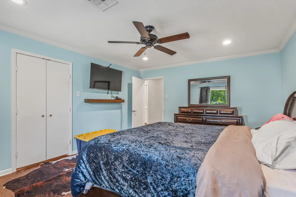 1305 S Old Temple Road Lorena, TX 76655
