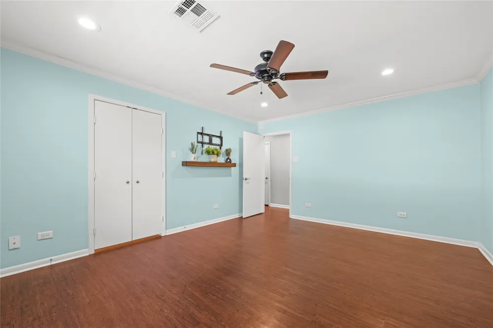 1305 S Old Temple Road Lorena, TX 76655