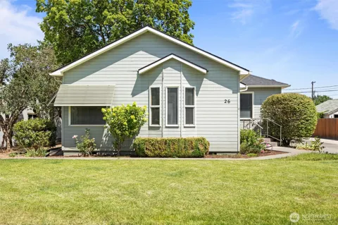 26 SW 13TH