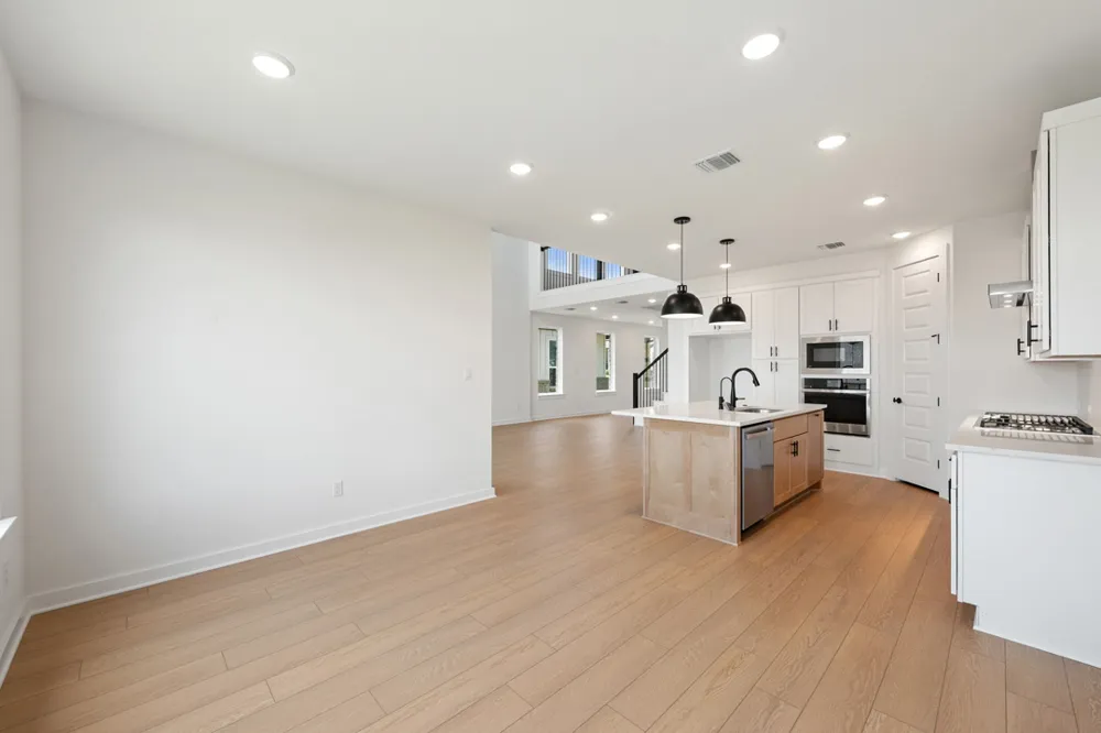 169 Grayson Elm Pass Dripping Springs, TX 78620