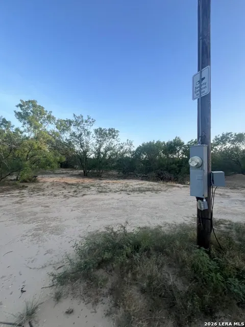108014 IH 37