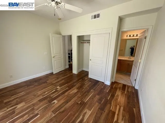 6056 Silveroak Cir Stockton, CA 95219