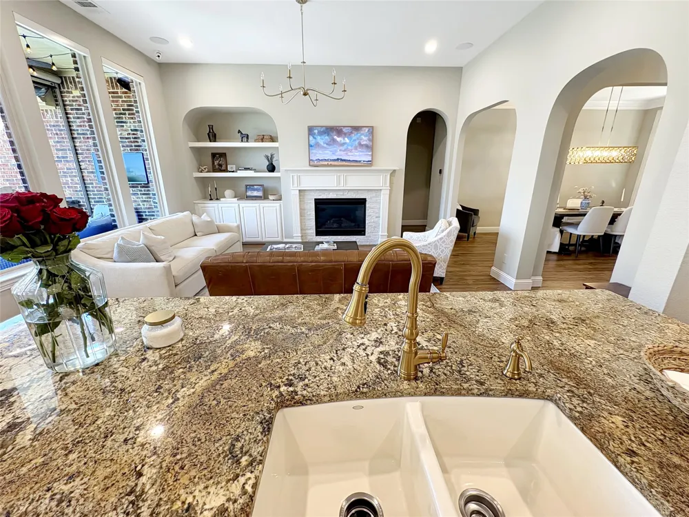 2251 Kennedy Drive Frisco, TX 75034