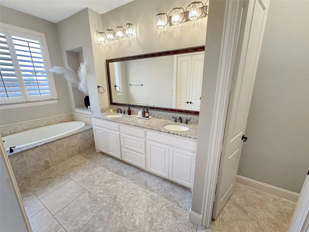 2251 Kennedy Drive Frisco, TX 75034