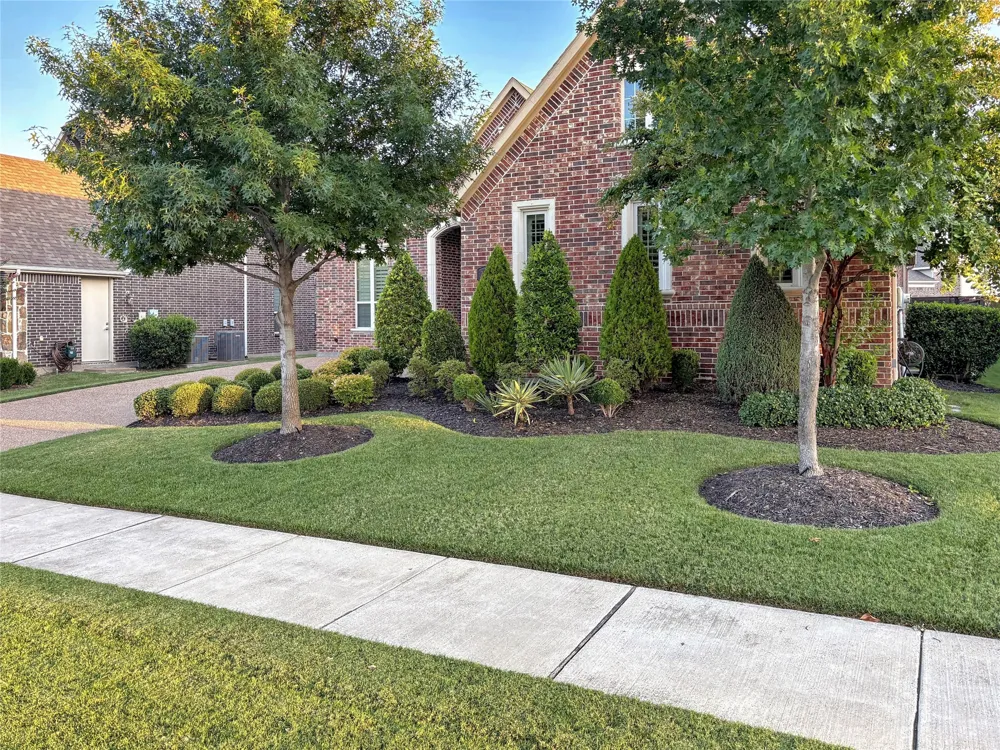 2251 Kennedy Drive Frisco, TX 75034