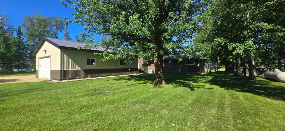 17251 East Pine Drive NW Angle Inlet, MN 56711