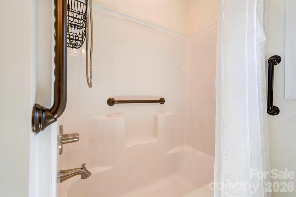 194 T R Harris Drive Shelby, NC 28150
