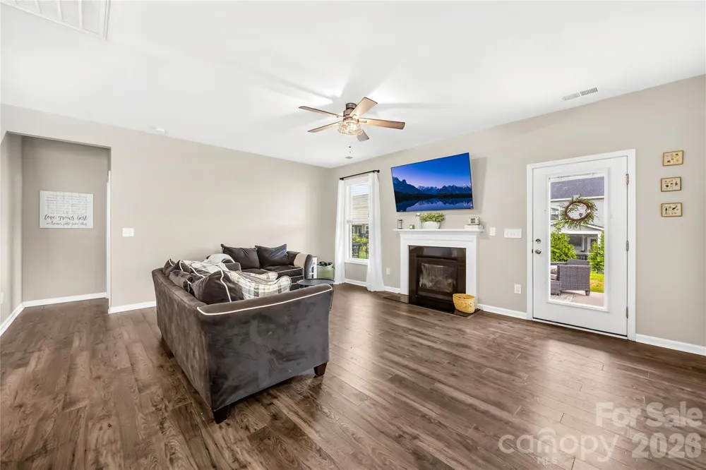 4526 Dover Court Denver, NC 28037