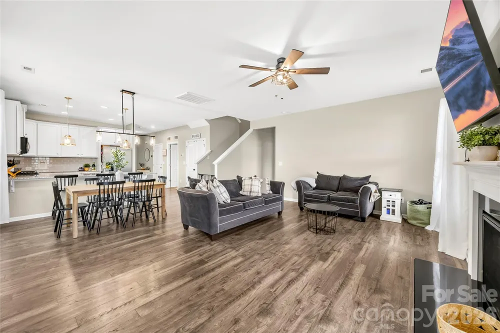 4526 Dover Court Denver, NC 28037