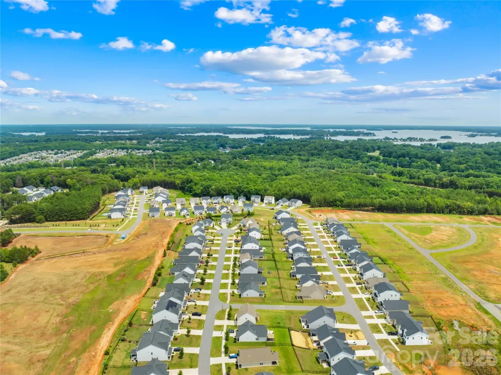 4526 Dover Court Denver, NC 28037