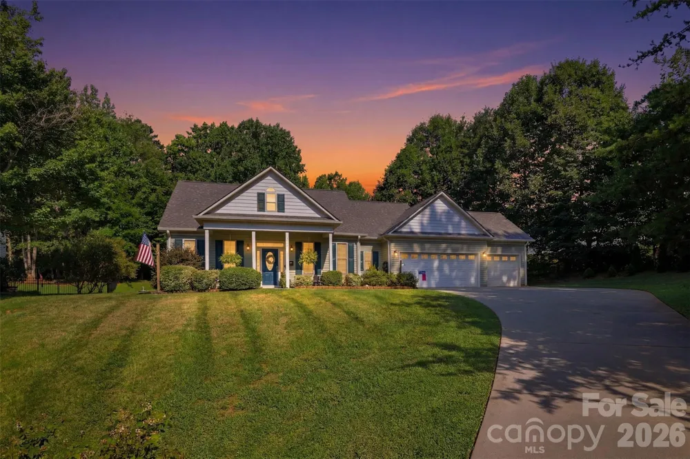 3809 Creek Ridge Drive Denver, NC 28037