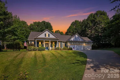 3809 Creek Ridge Drive