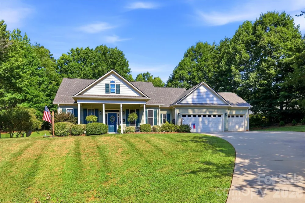3809 Creek Ridge Drive Denver, NC 28037