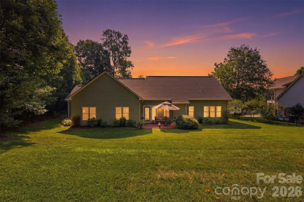3809 Creek Ridge Drive Denver, NC 28037