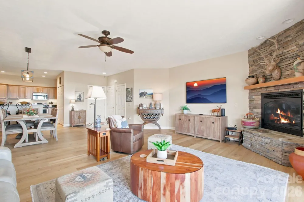 314 Ridgeline Mountain ##17 D Banner Elk, NC 28604