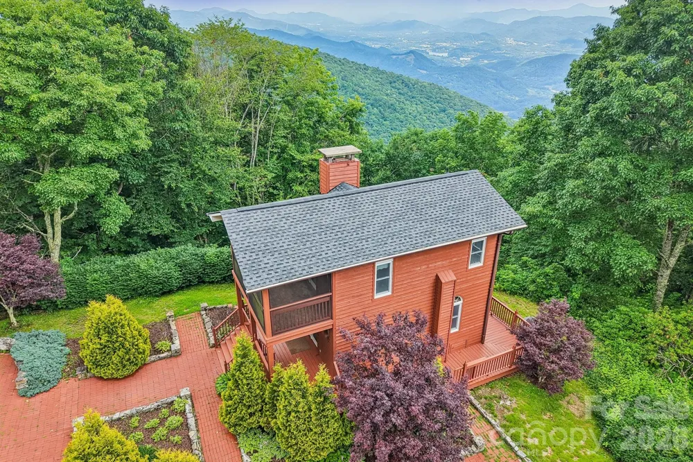 156 Simpson Lane Maggie Valley, NC 28751