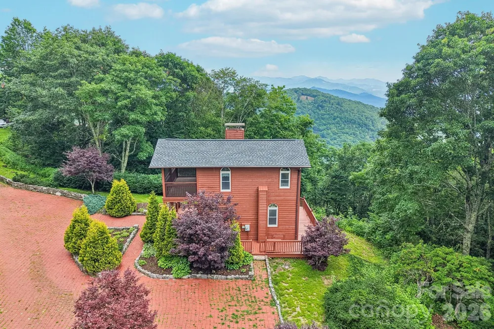 156 Simpson Lane Maggie Valley, NC 28751