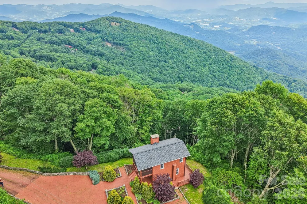 156 Simpson Lane Maggie Valley, NC 28751