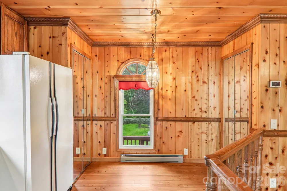 156 Simpson Lane Maggie Valley, NC 28751