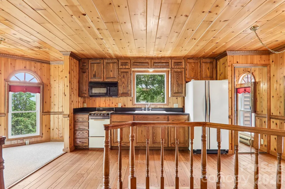 156 Simpson Lane Maggie Valley, NC 28751