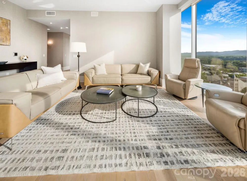 7 Patton Avenue #1605 Asheville, NC 28801