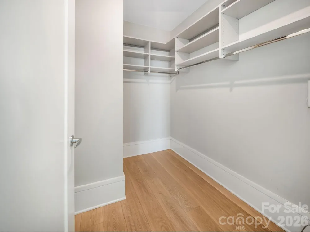 7 Patton Avenue #1605 Asheville, NC 28801