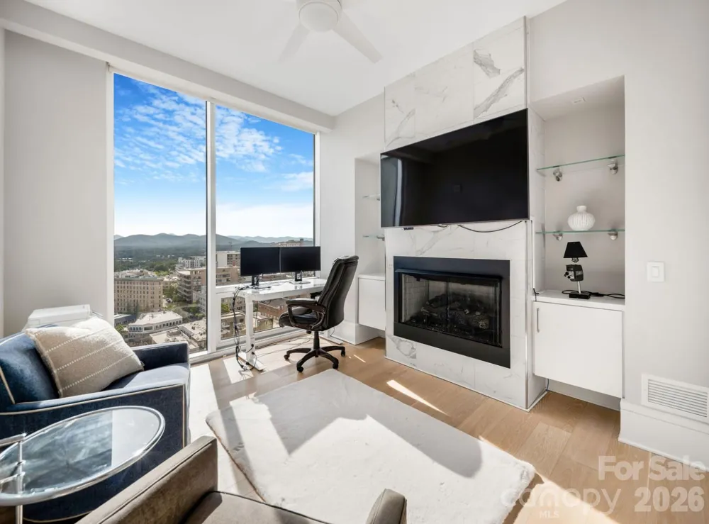 7 Patton Avenue #1605 Asheville, NC 28801