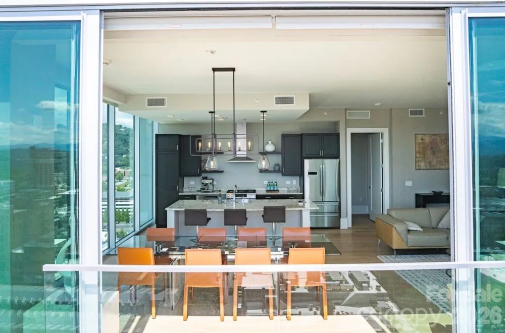 7 Patton Avenue #1605 Asheville, NC 28801