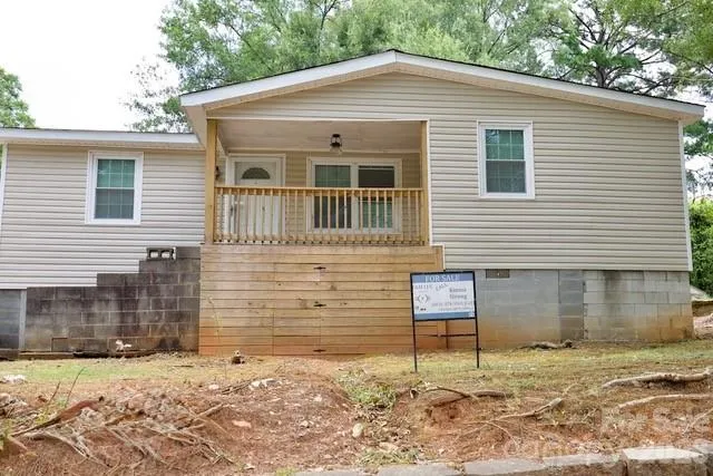 108 Dye Street Chester, SC 29706